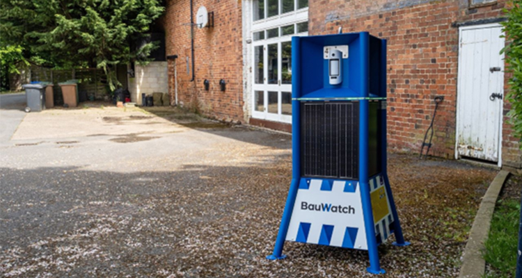 BauWatch lanza un nuevo sistema autónomo y móvil de vigilancia alimentado por energía solar